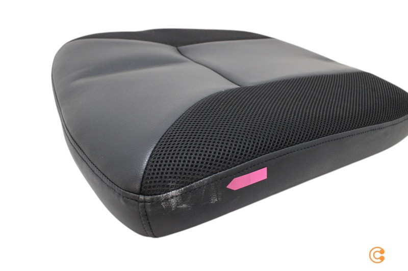 Skrifstofustóll frá Hjh Office í B-flokki, stjórnendastóll, snúningsstóll Arton 20, möskvastóll. Sjá texta/mynd.