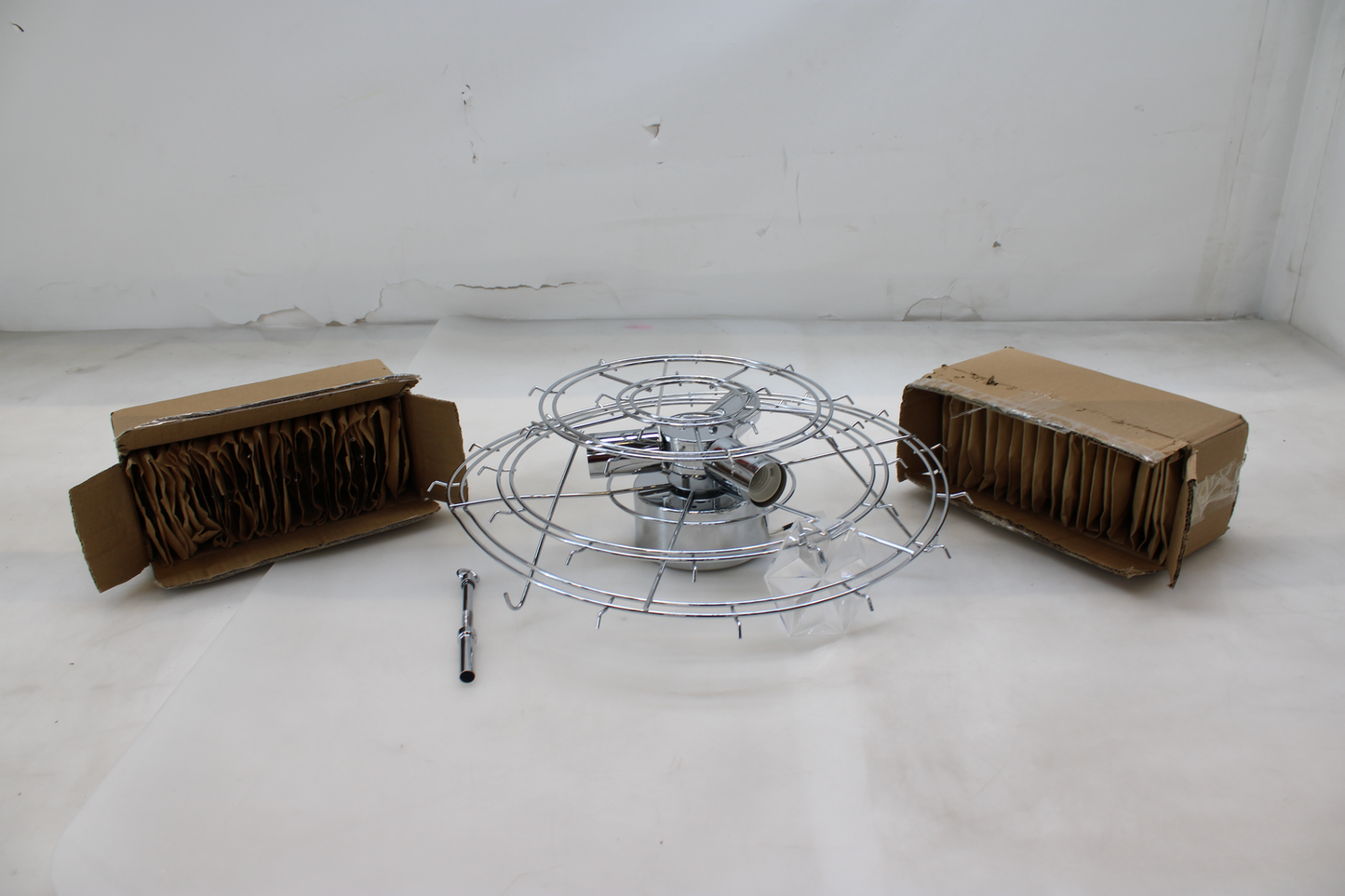 B-flokks By Rydéns Monarque loftljós, loftlampi, ljósastæði, lampi. Sjá texta/myndir.