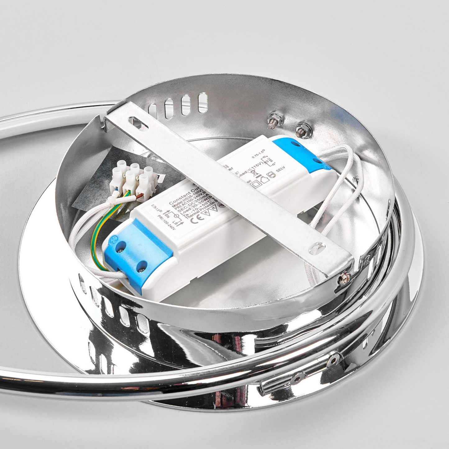 B-grade Lindby LED ceiling lamp Joline, 31 W, ø 74 cm, white/chrome 