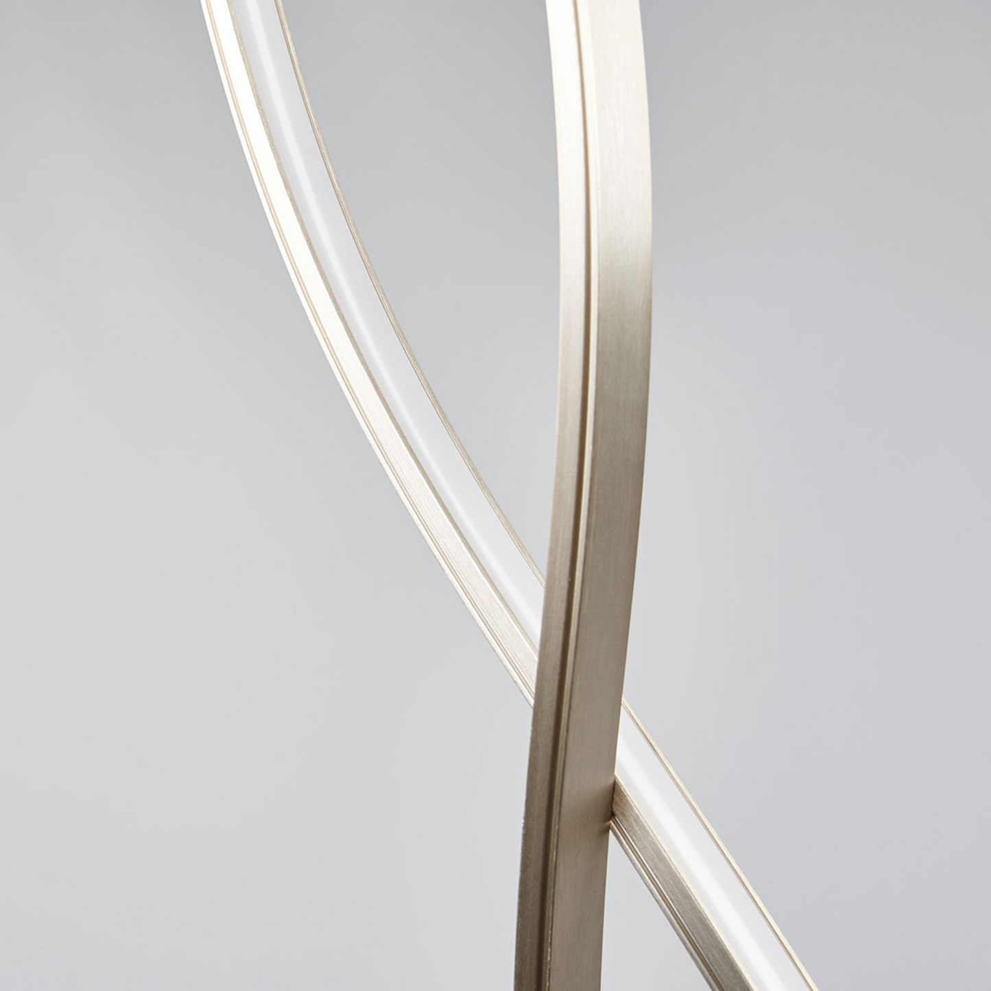 B-flokks Lindby bogadreginn LED gólflampi Bobi standlampi leslampi LA580 