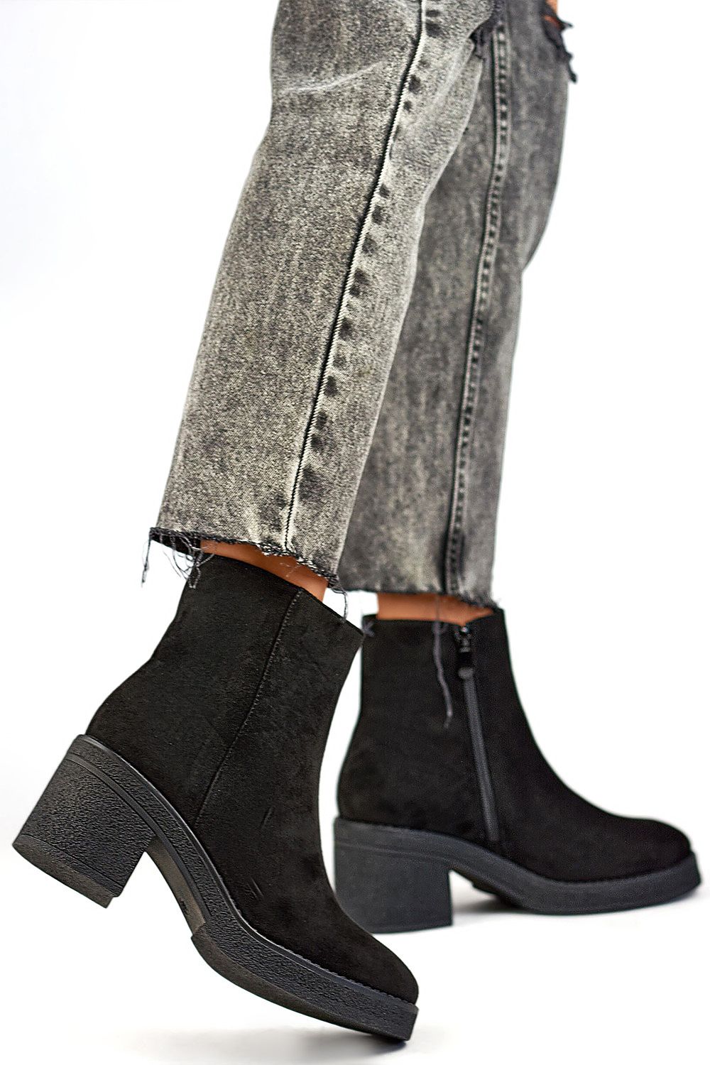  Stiefeletten mit Absatz model 200275 PRIMO 