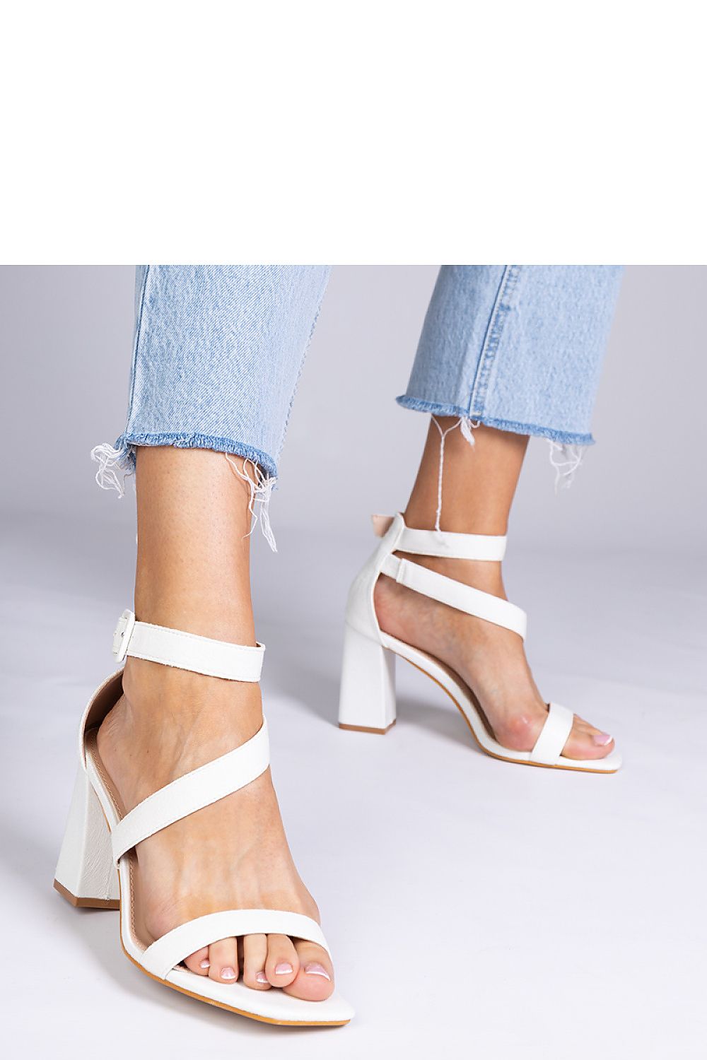  Sandalen mit Absatz model 212427 PRIMO 
