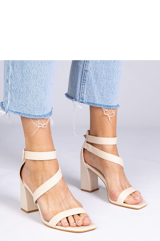  Sandalen mit Absatz model 212428 PRIMO 