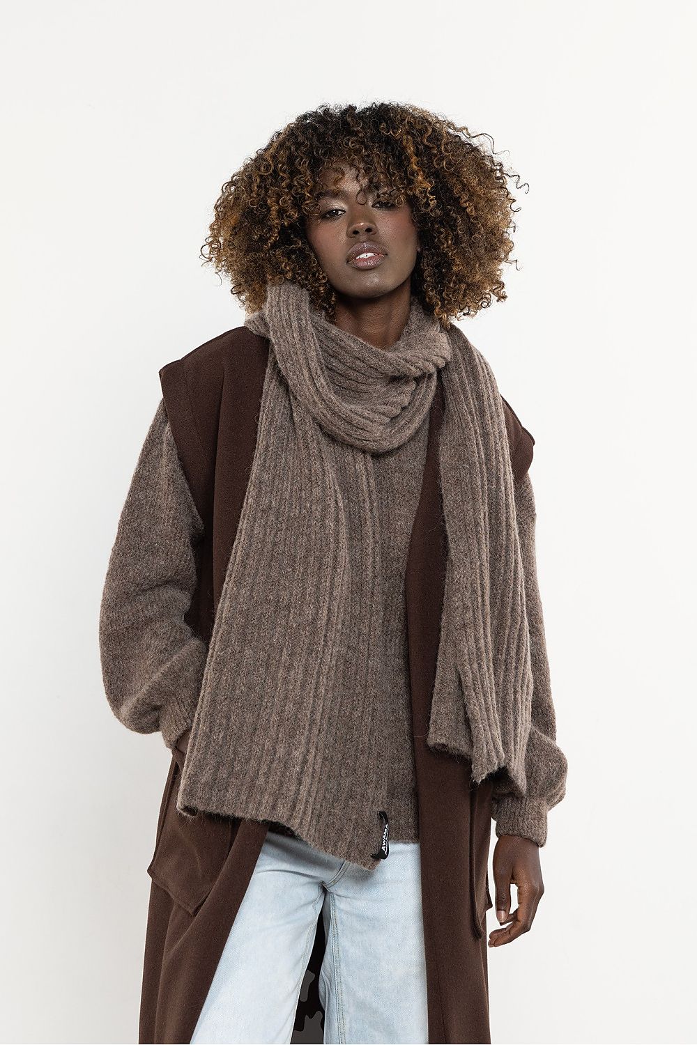  Schal model 220843 awama 