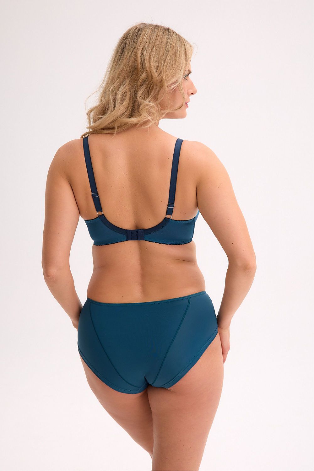  Semi- Soft model 221772 Gaia 