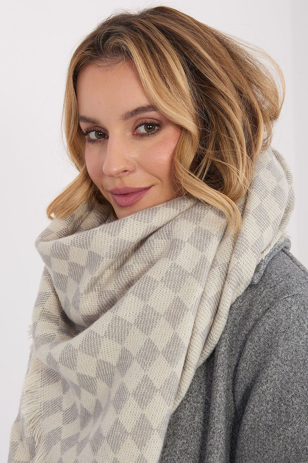  Schal model 222302 AT 