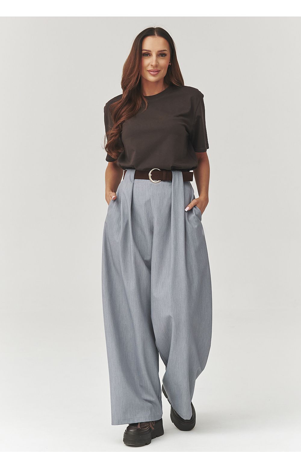  Damen Hose model 223362 Makadamia 