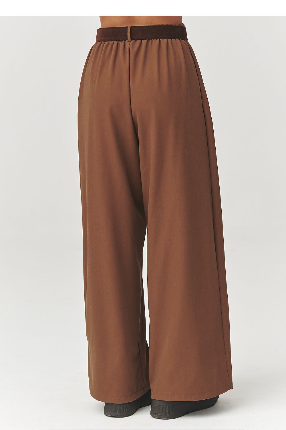  Damen Hose model 223364 Makadamia 
