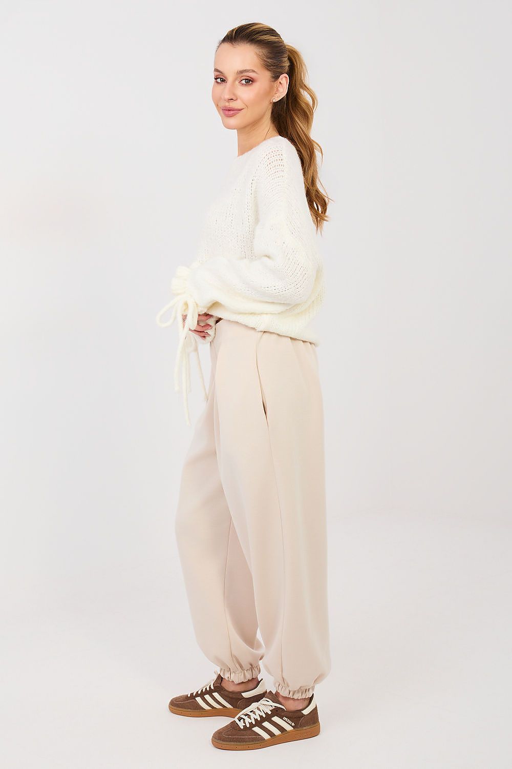  Sportanzug Hosen model 223752 Italy Moda 