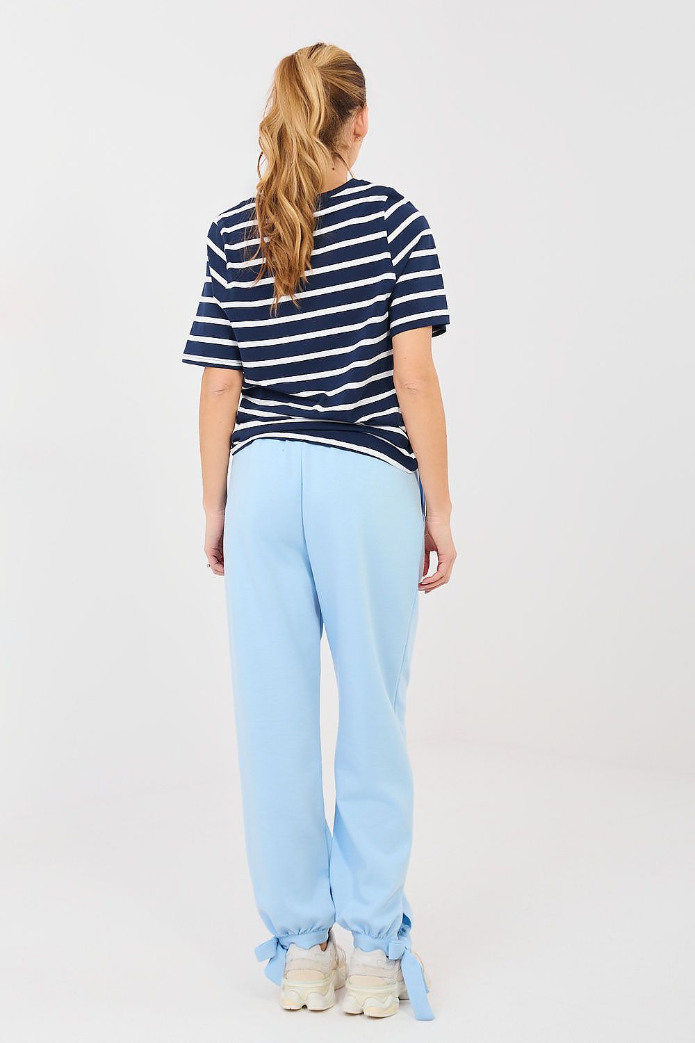  Sportanzug Hosen model 223781 Italy Moda 