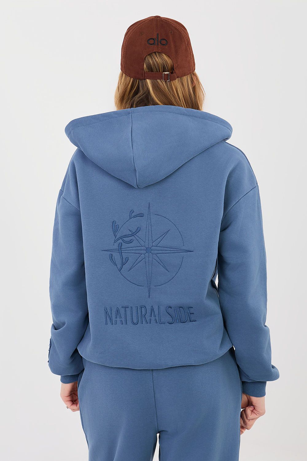  Sweater model 224117 Factory Price 