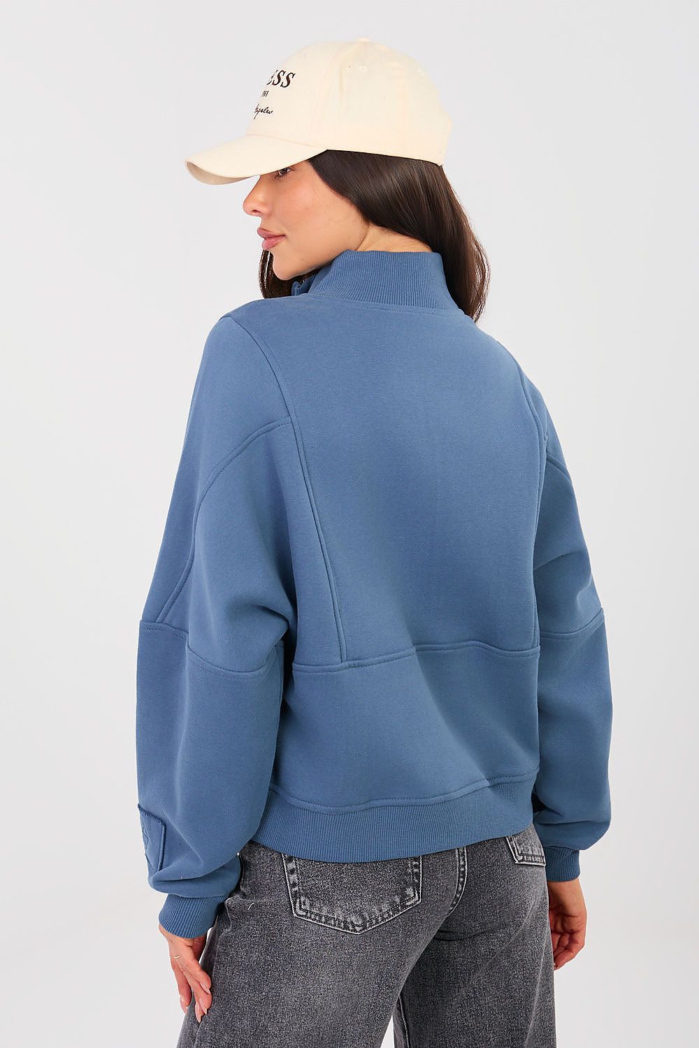  Sweater model 224332 Factory Price 