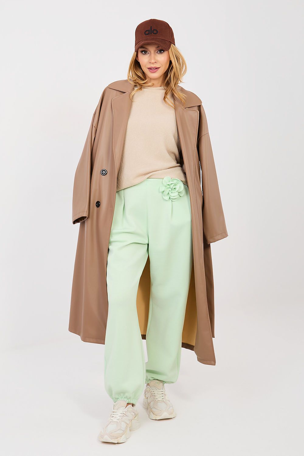  Sportanzug Hosen model 224394 Italy Moda 