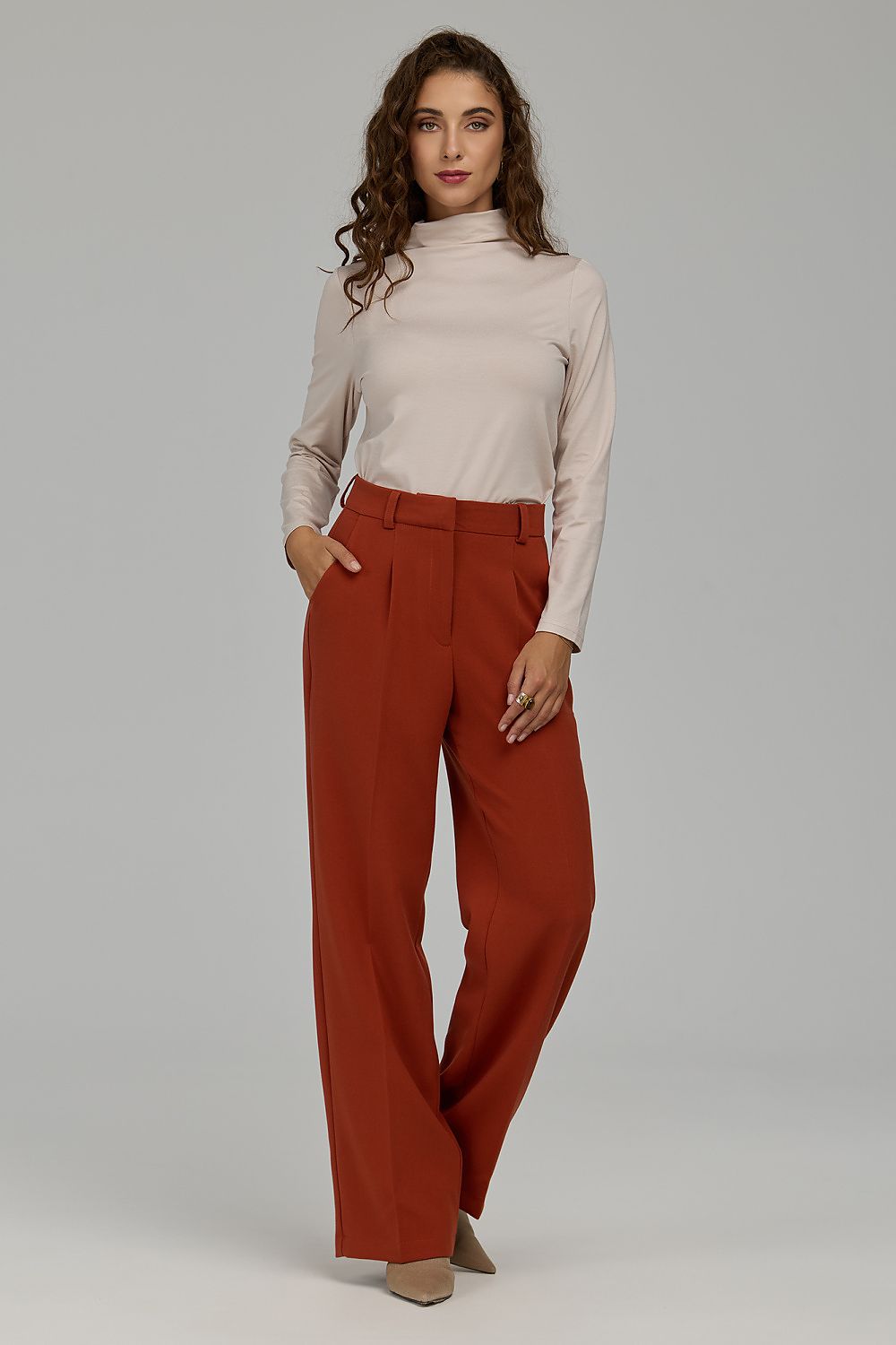  Damen Hose model 231343 Nife 