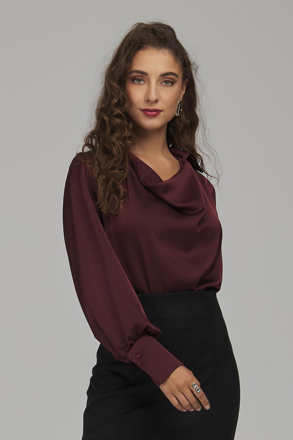  Bluse model 232491 Nife 