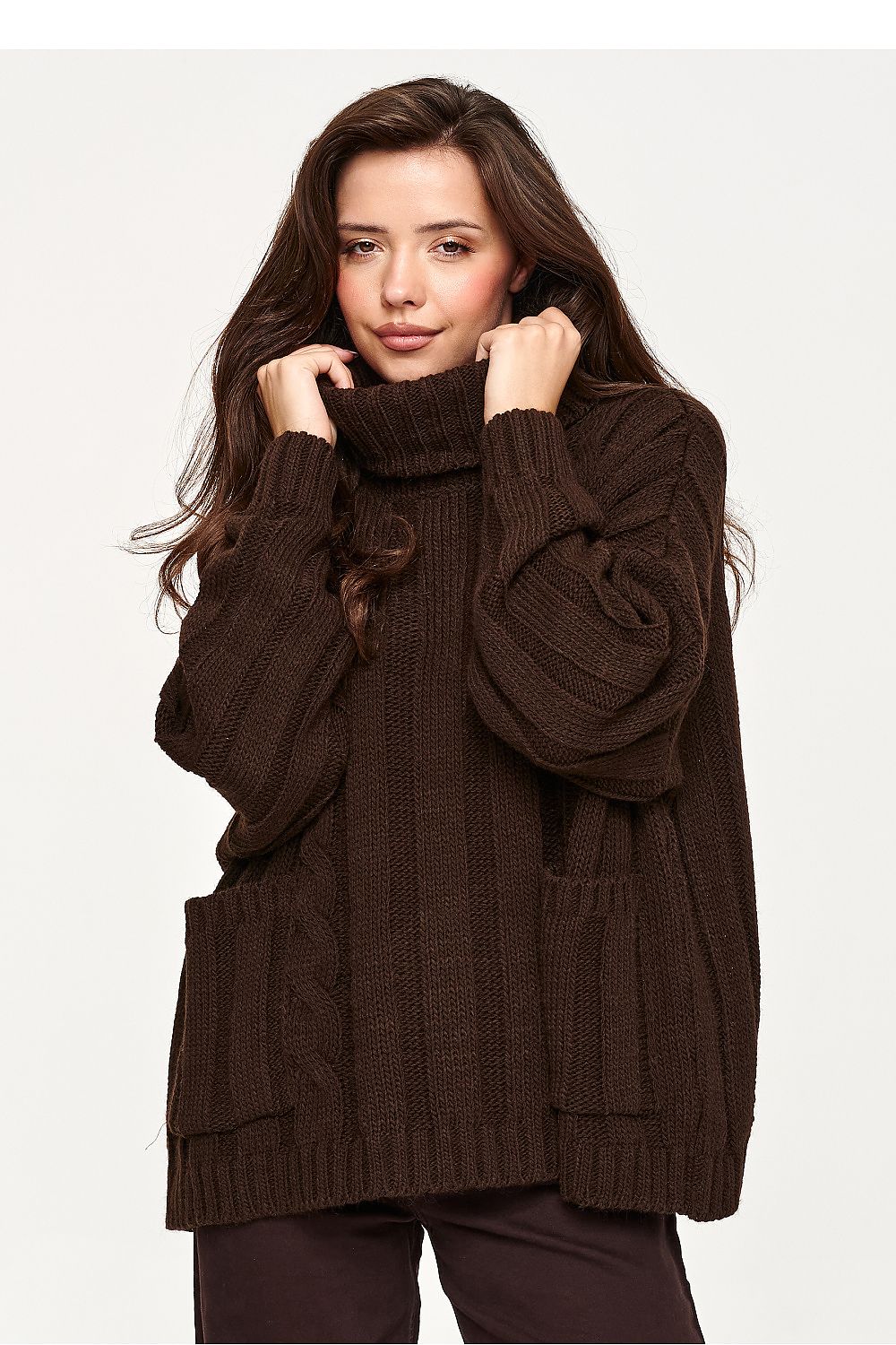  Rollkragenpullover model 232516 Makadamia 
