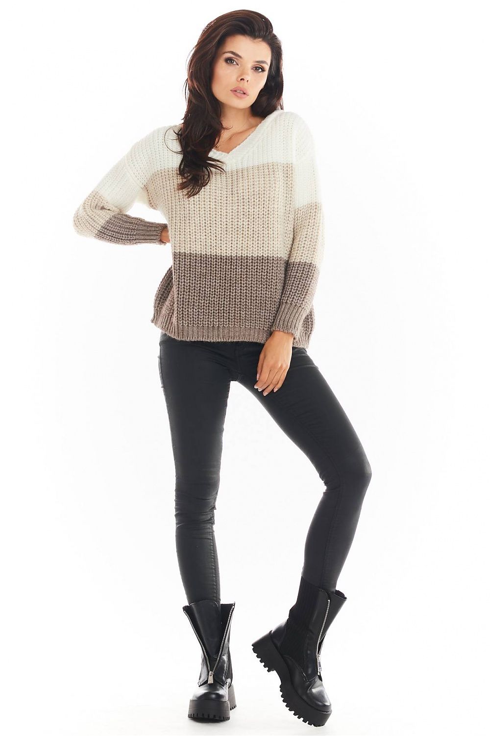  Pullover model 149739 awama 