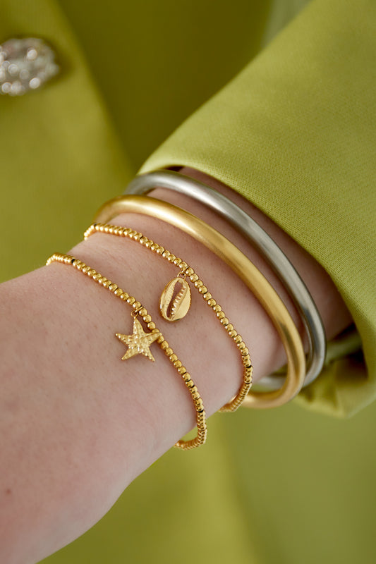 Einfaches Muschelarmband - Goldfarben