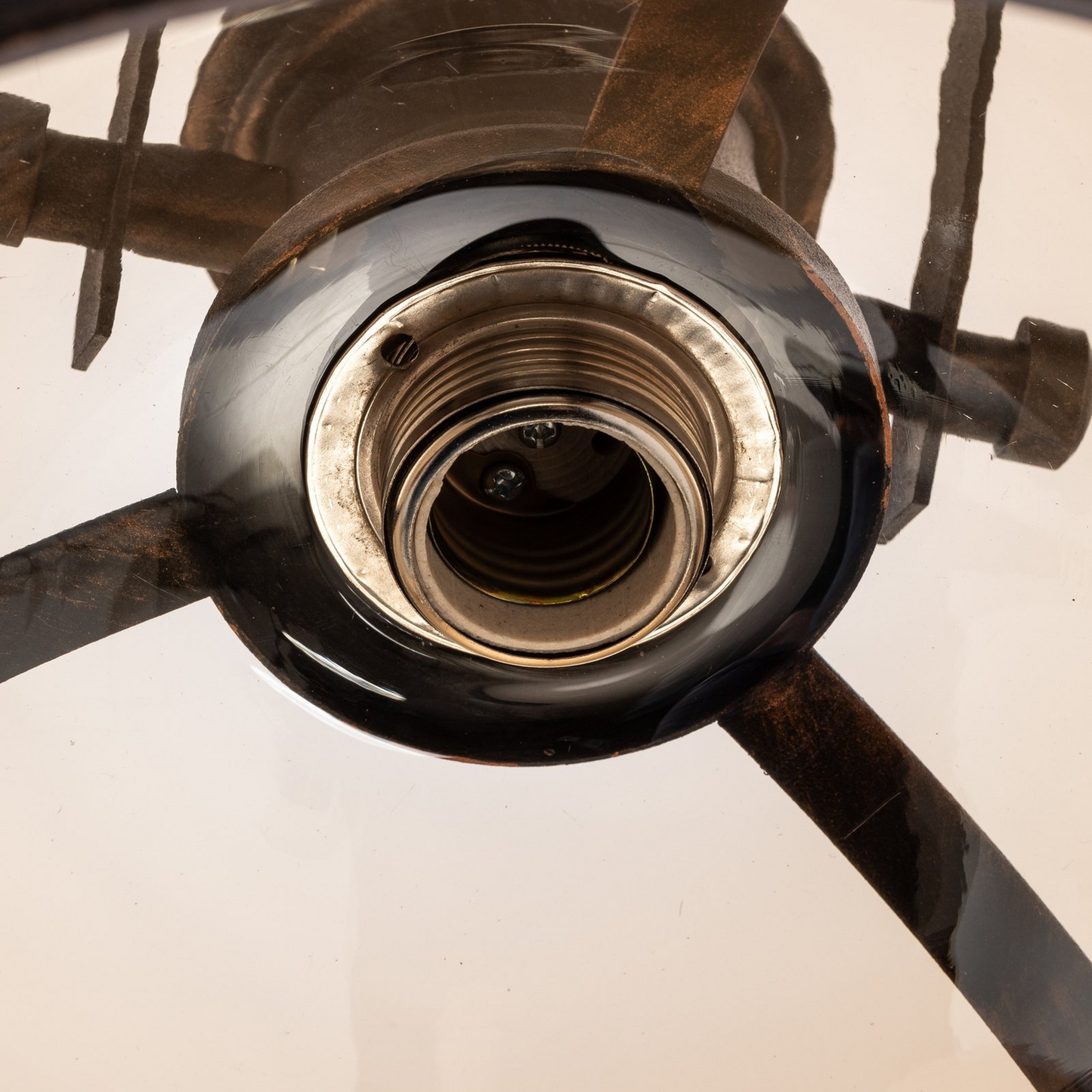 B-gráðu Avonni hengilampi Av 5063 1 Bsy hengiljós, glerskermur, kopar, svartur