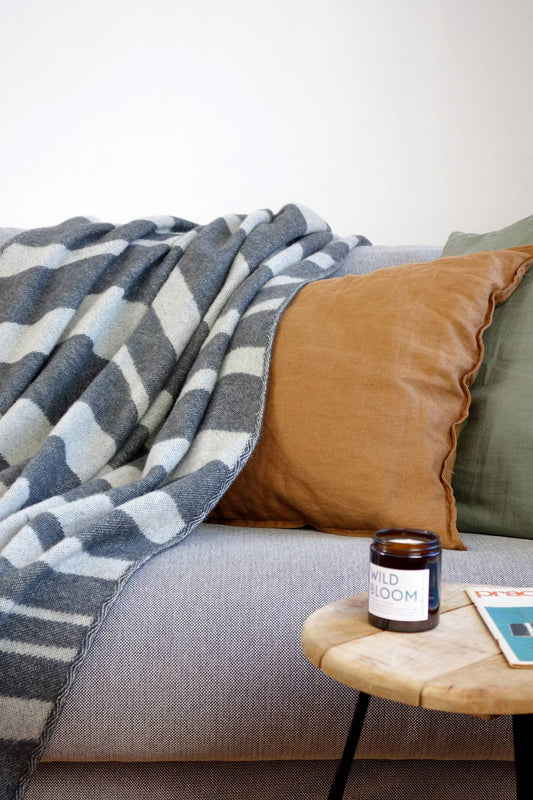 Ullarteppi / kósýteppi - dökk granít - jómfrúarull