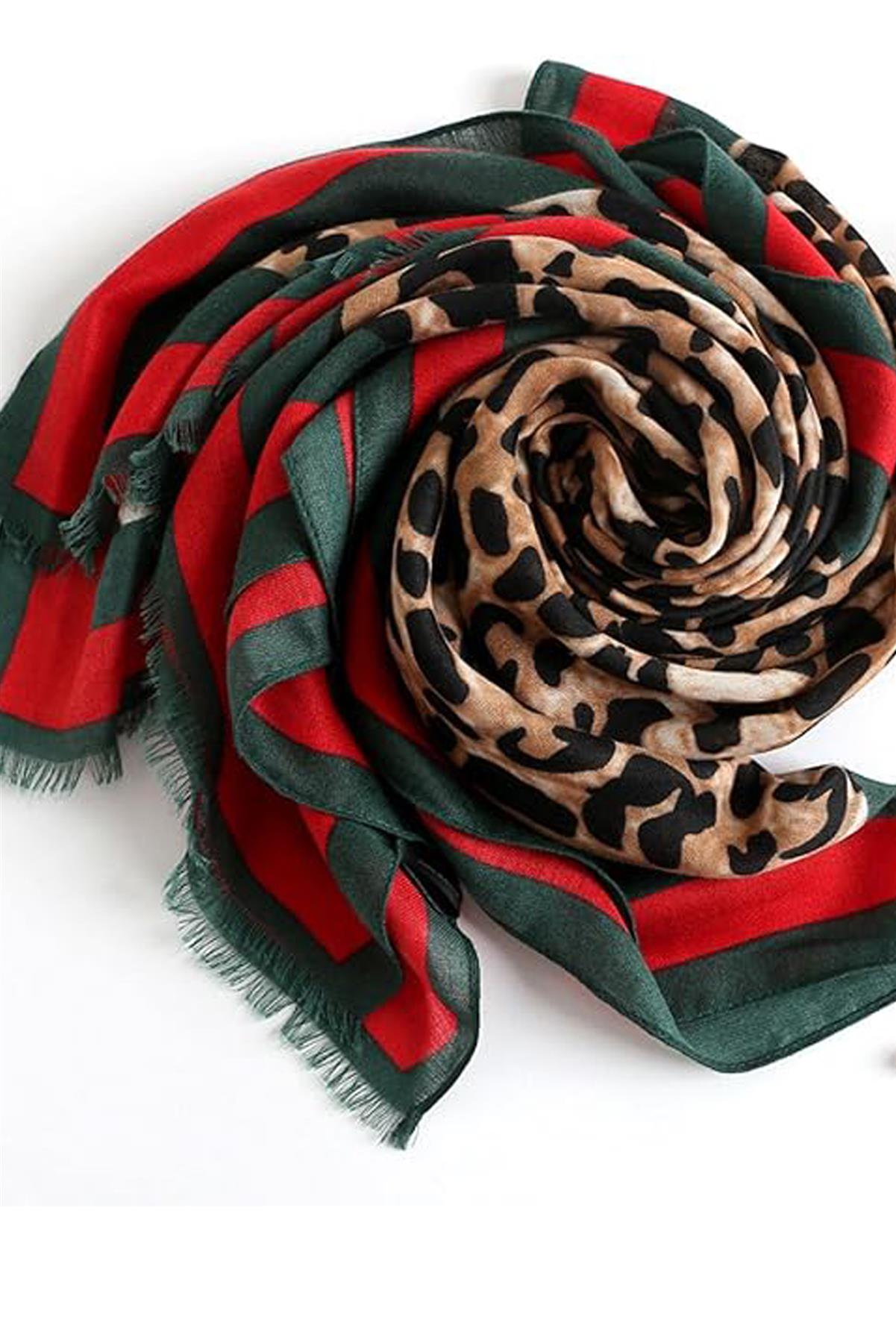 Leopard &amp; Stripe Print Fringed edges Scarf In Green &amp; Red