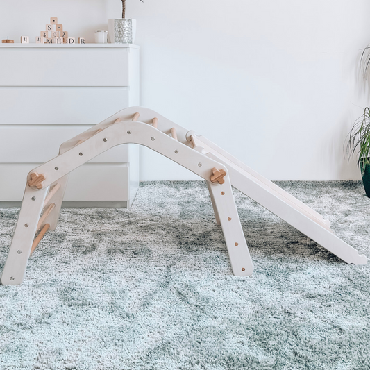 Panda Rock Pikler Triangle Climber für Kinder