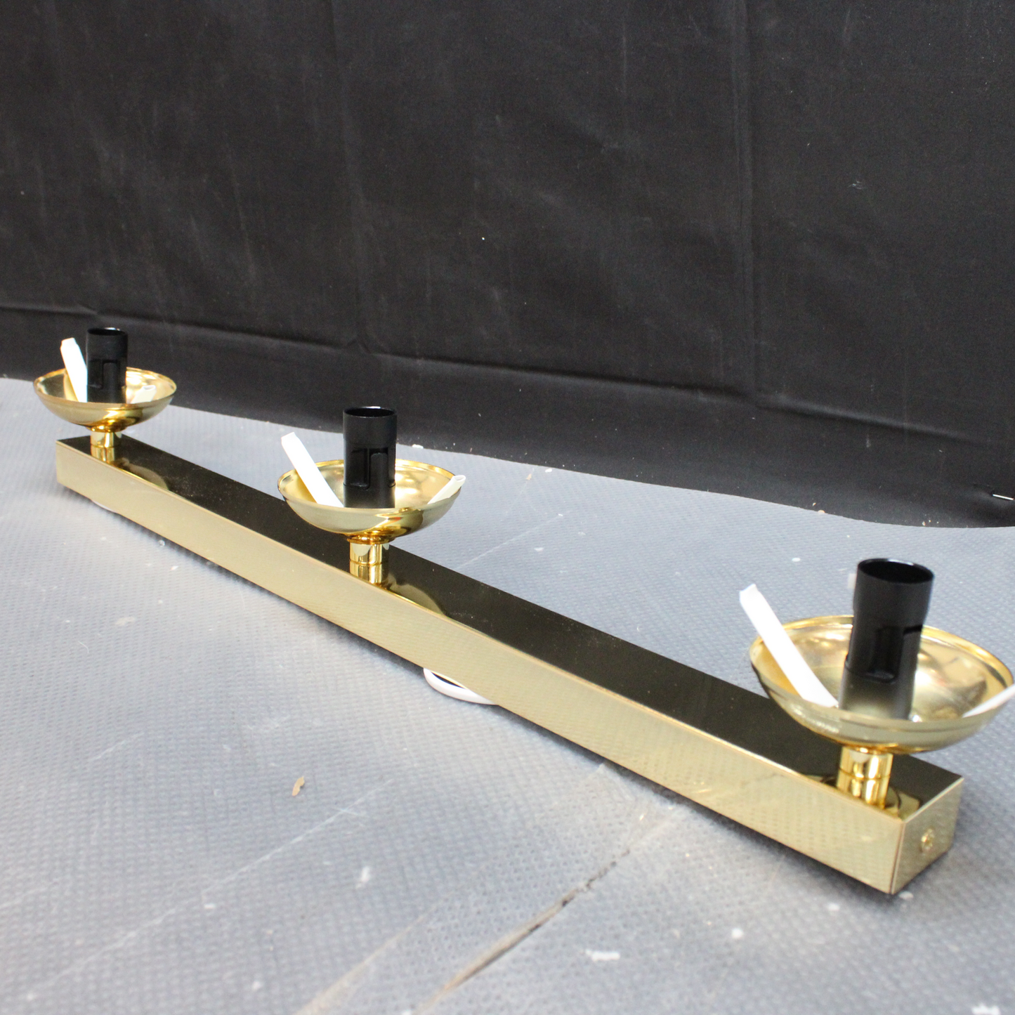 B-flokks Euluna loftlampi, loftljós, lampi, ljósastæði, hengiljós Fatis Long. Sjá texta.