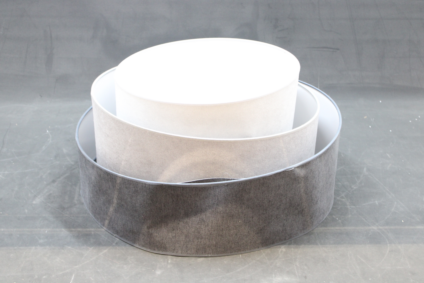 Loftlampi frá Euluna í B-flokki, pastelþríhyrningur, loftlampi, E27 þvermál. Sjá texta/myndir. 