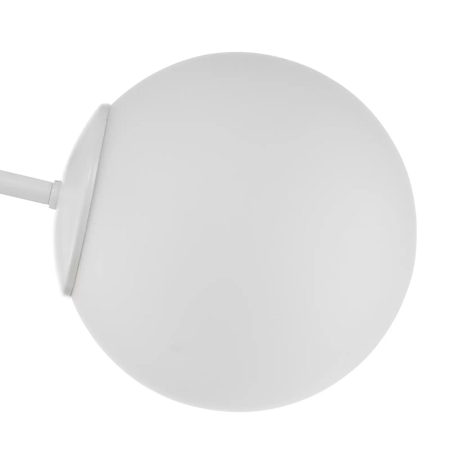 Loftljósið Pregos 6, í B-flokki, sex ljósastaurar, hvítt. Loftlampi. Sjá texta/mynd.