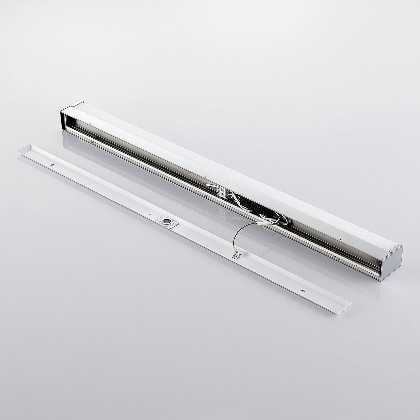 B-grade Lindby Klea LED bathroom light, wall light, mirror light, decorative wall light 72 