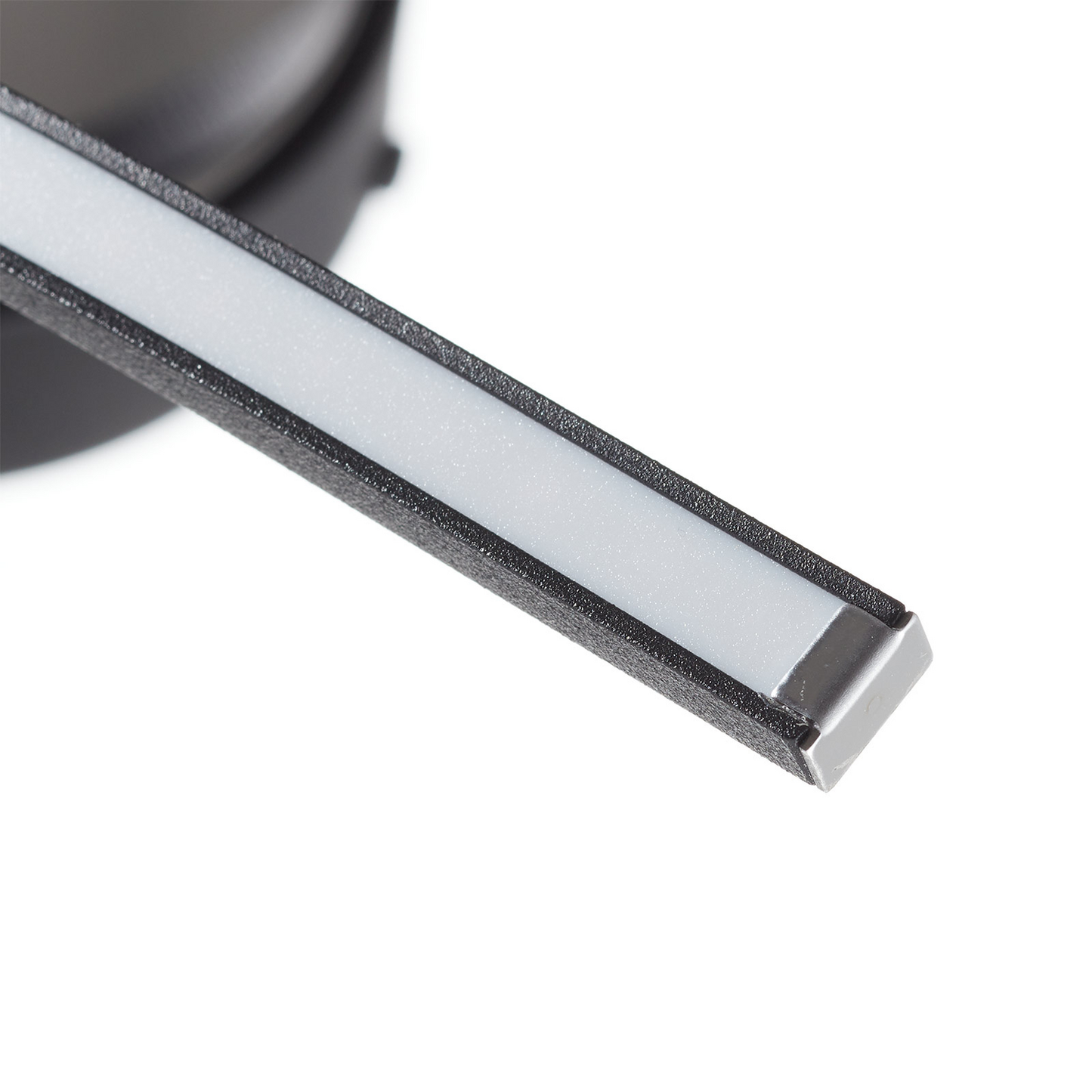 B-lager Domiluce LED veggljós Lungo LED veggljós svart fjarstýring