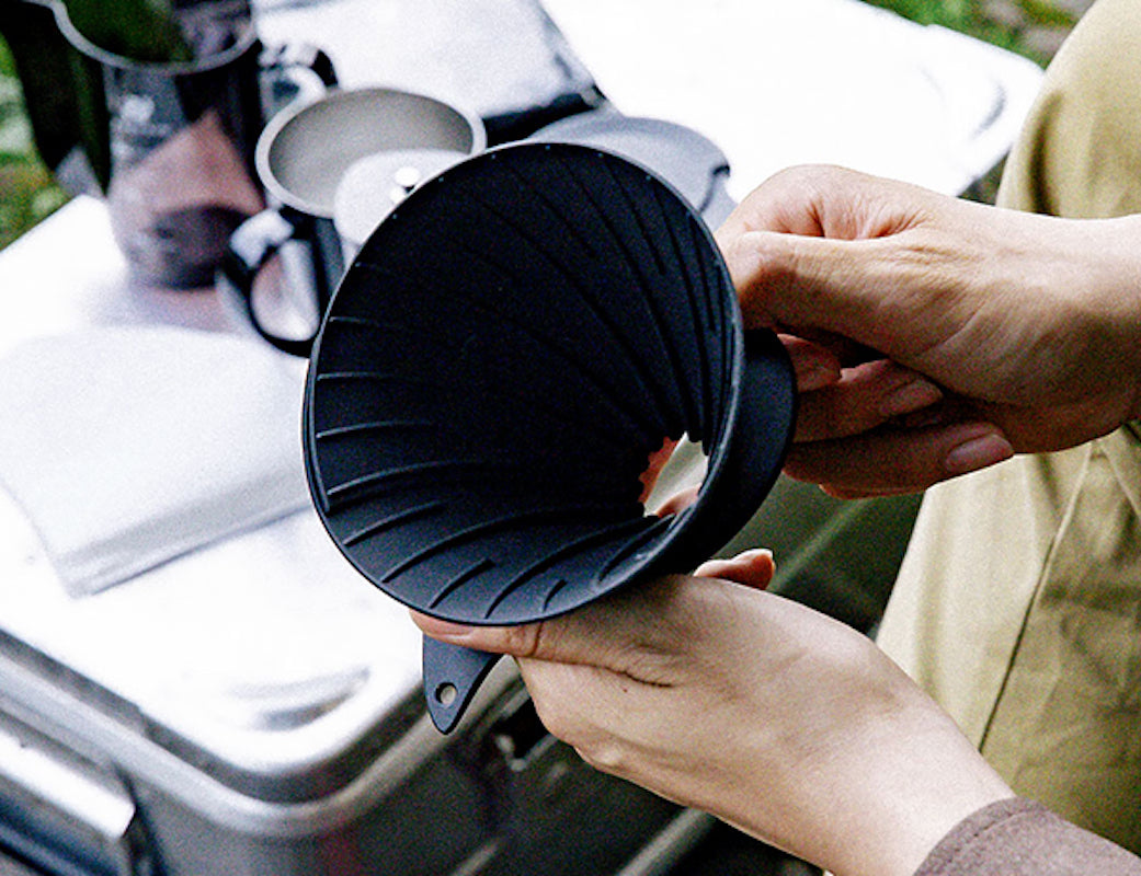 Hario Zebrang V60 Flat Dripper V02 – Foldable Travel Dripper