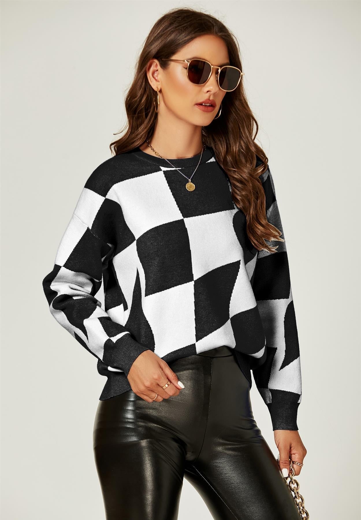 Comfy Geometric Pattern Jumper Top In Black &amp; White
