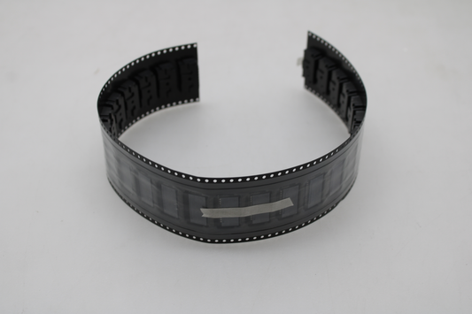 B-flokks EPT One27 hallandi 26 pinna lárétt tengiklemmur, festur lárétt á rafrásarplötuna, 25 stykki