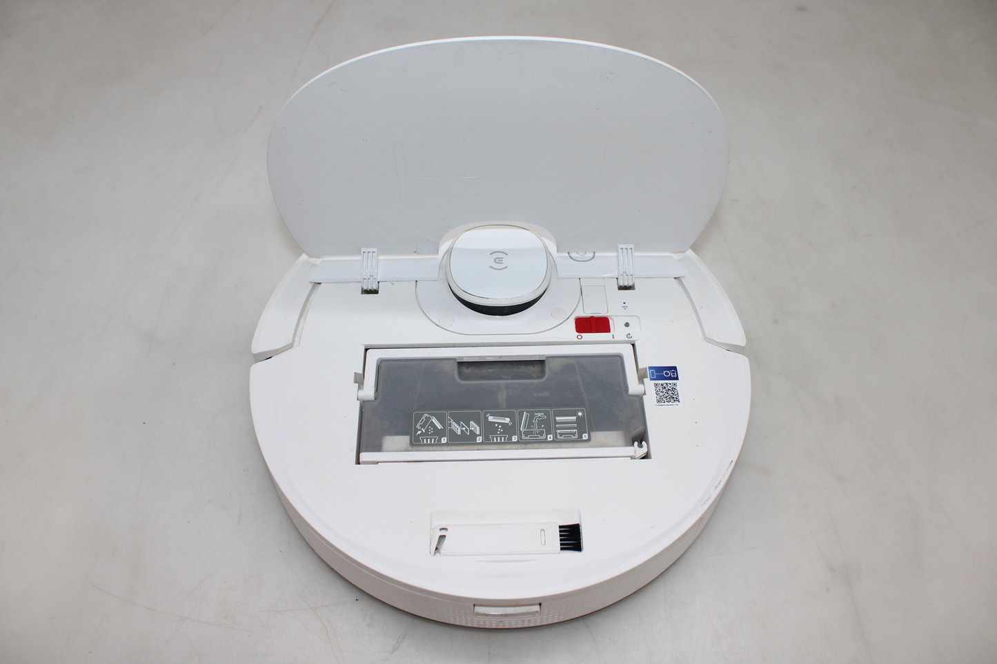 B-lager Ecovacs Deebot T9 ryksuga, gólfhreinsiróbot, moppuvél (gölluð)