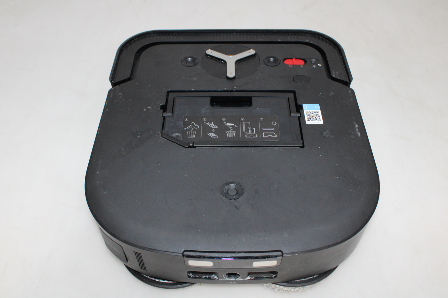 B-lager Ecovacs Deebot X2 Omni ryksuga/moppuvél. Sjá texta/mynd.