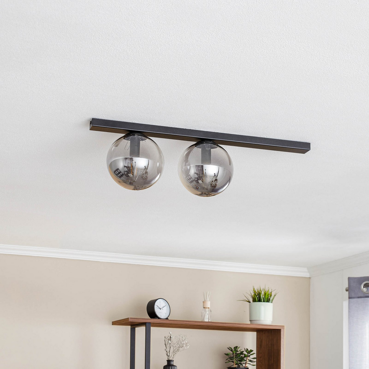 Emibig loftlampi í B-flokki, ljósastæði, svart grafít, tvö ljós. Sjá texta/mynd.