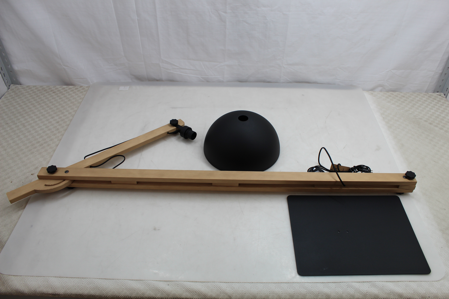 B-grade Envostar Stort floor lamp, standing lamp, light fixture. See text.