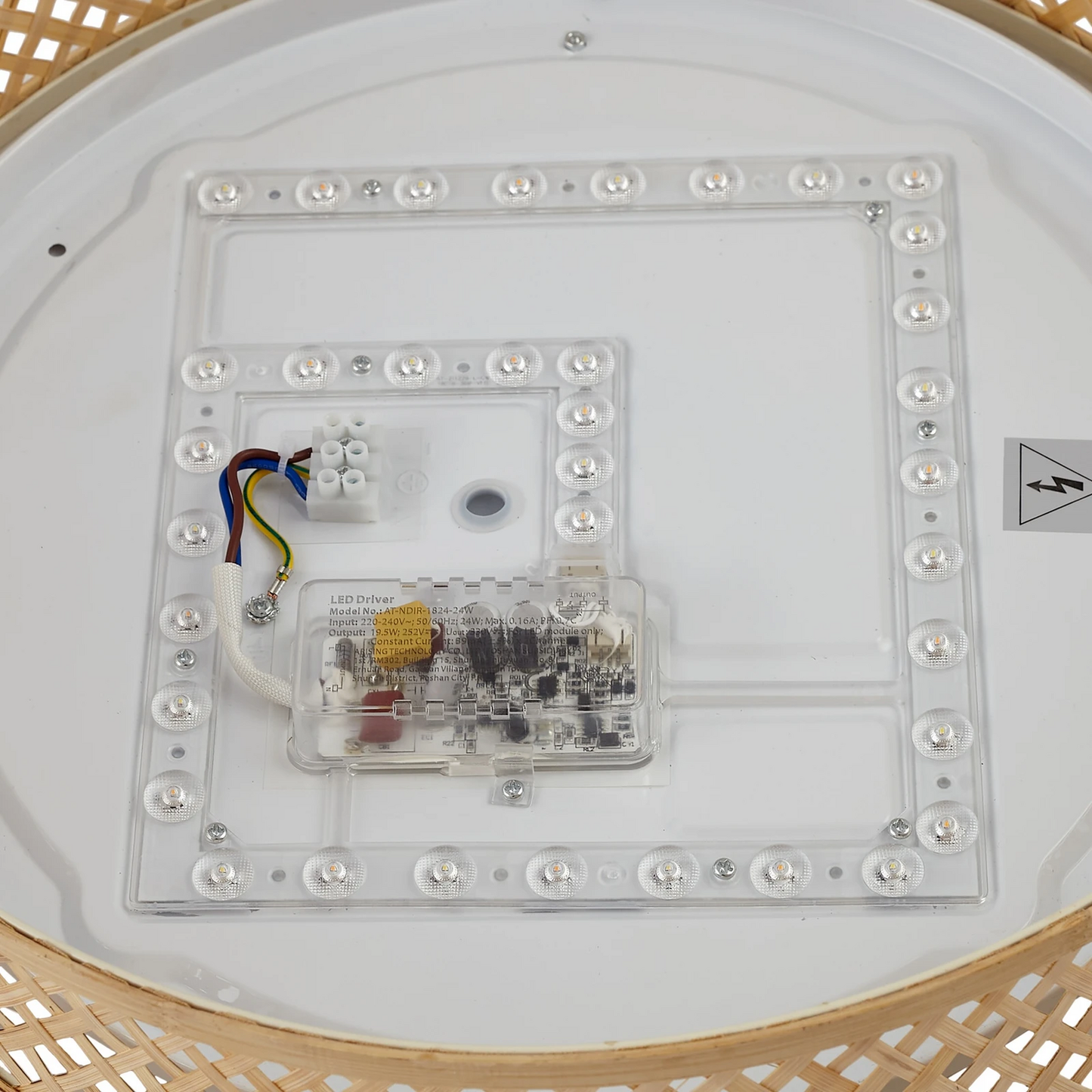 Lindby Eilif LED loftljós í B-flokki, loftlampi, ljósabúnaður, loftljós