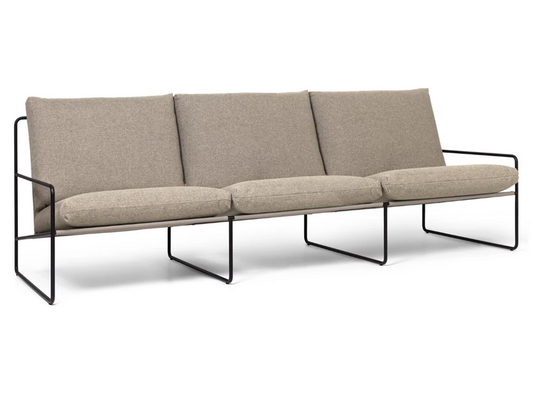 B-flokks Ferm Living eyðimerkursófi, þriggja sæta, svartur rammi – sæti dökk sandlitað, húsgagnasófi