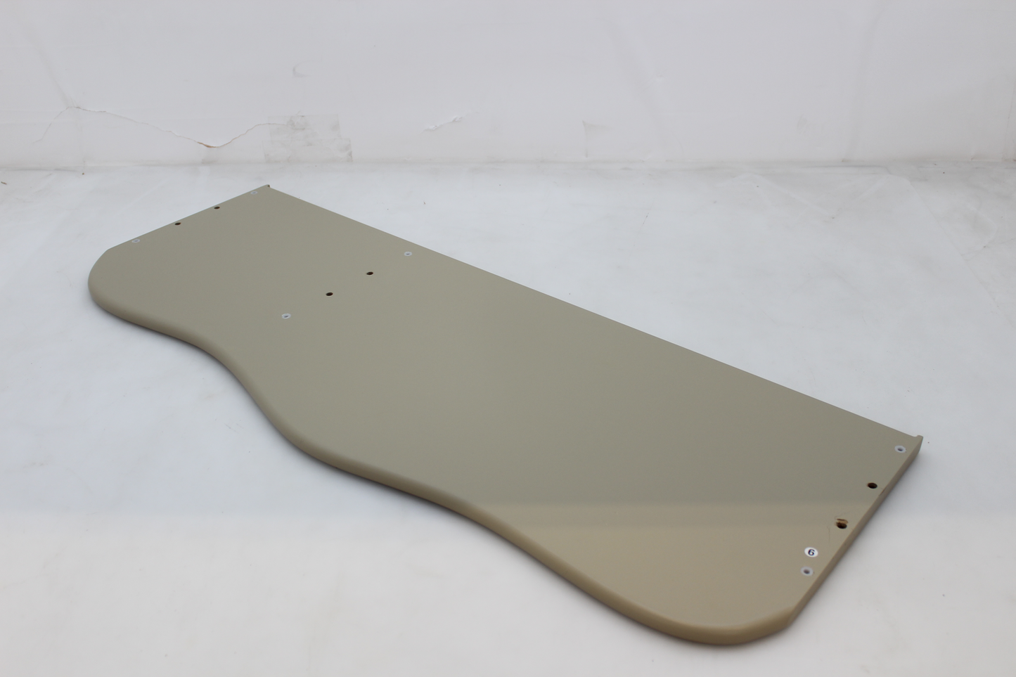 Bókahilla frá Ferm Living, B-flokks, geymsluhilla, MDF, kashmír, 95 cm. Sjá texta/myndir.