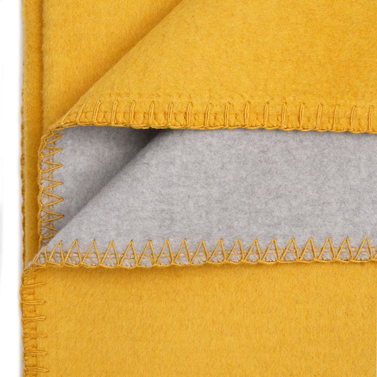 Flauschige Baumwoll Wendedecke zweifarbig - regional hergestellt