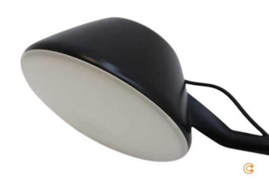 Veggljós, lampi og leslampi frá Fritz Hansen Aq01 í B-flokki. Sjá texta/mynd.