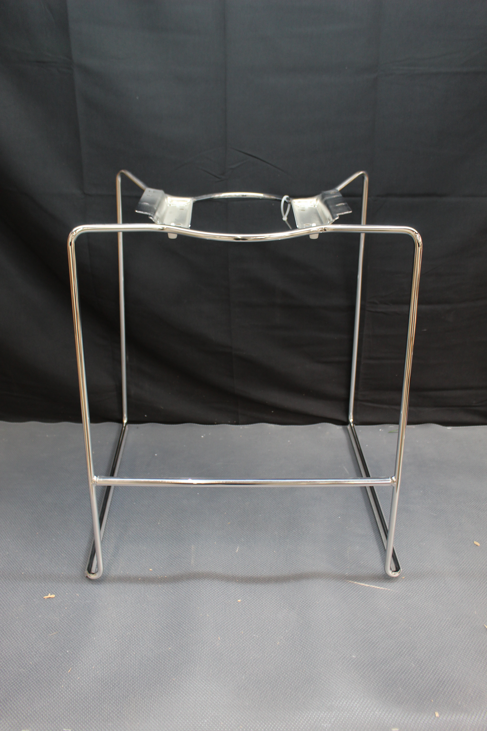 Cativa grind í B-flokki fyrir 46 barstóla, grind án sætisskeljar