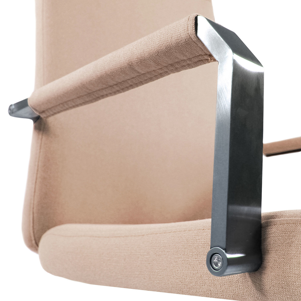 Skrifstofustóll frá Hjh Office á lager, snúningsstóll Saranto Plus I, beige áklæði, stólhúsgögn úr hægindastól.