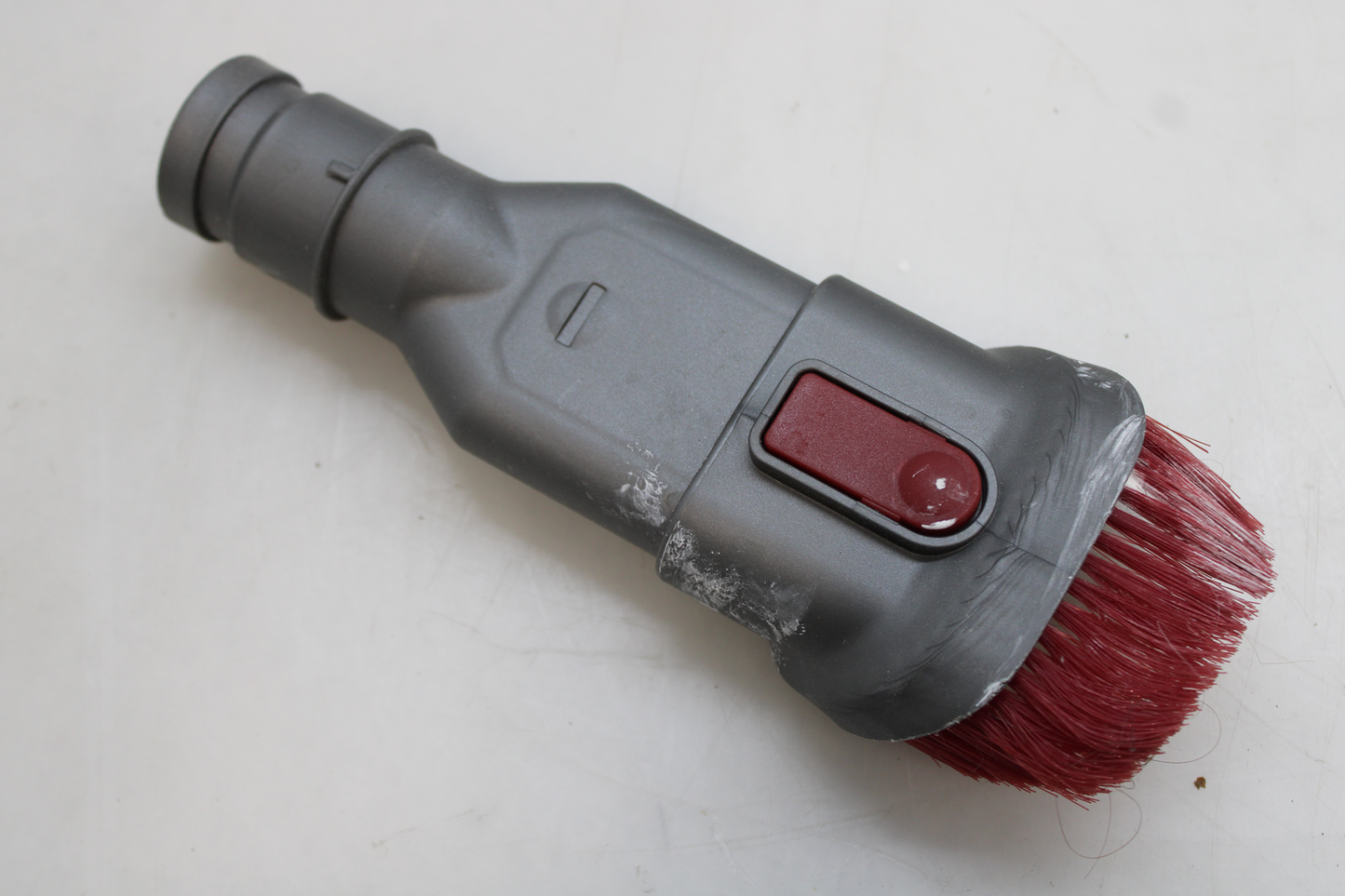 Þráðlaus ryksuga frá Honiture S14, pokalaus, gölluð, á lager. 