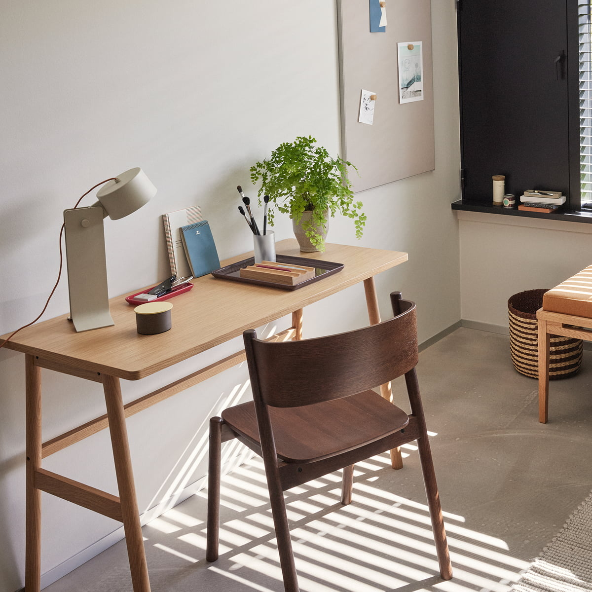 B-flokks Hübsch innanhússstóll, setustofuhúsgögn, sæti, skásett, eik, svart, borðstofustóll