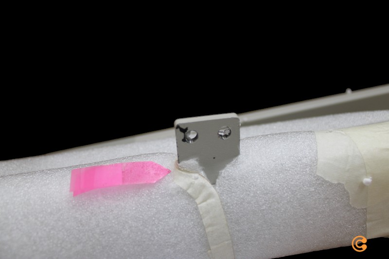 Fatahengi frá Hübsch Interior, B-flokks, ólífugrænn stálstandur. Sjá texta.