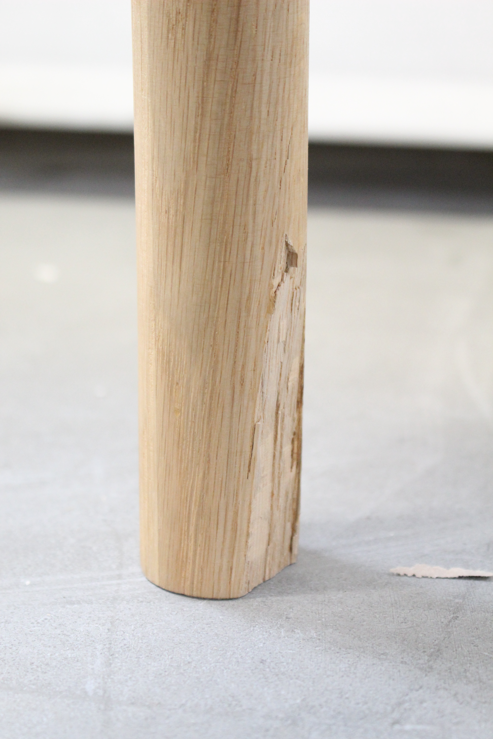 B-flokks Hübsch innréttingarhúsgögn með háum skúffum úr eik Sjá texta