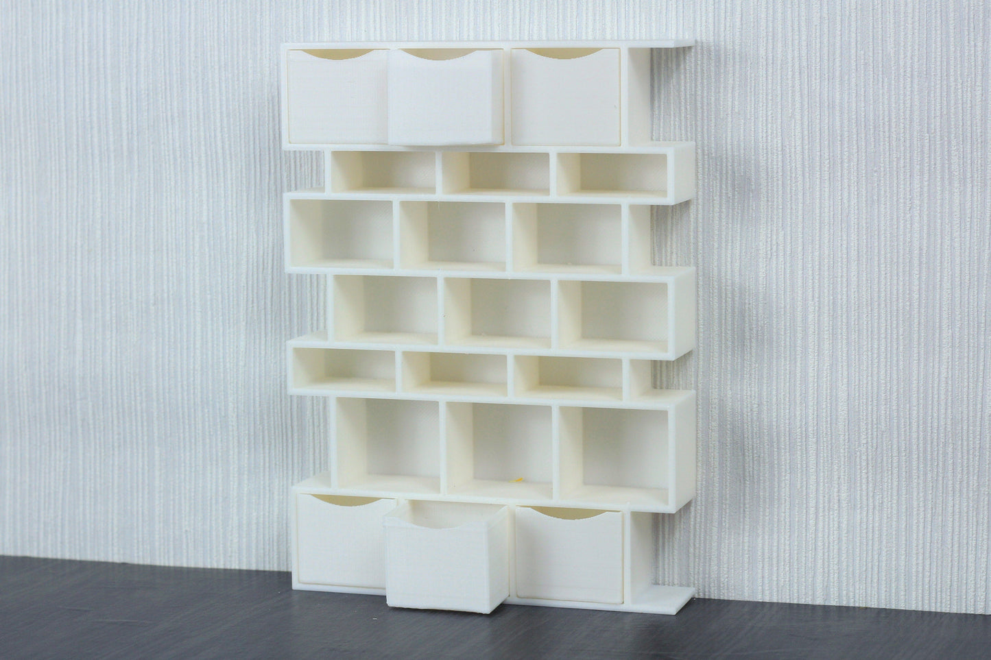 Modern Zig Zag Bookshelf | 1:12, 18 & 24 Scale Dollhouse Furniture | 3D Printed Miniature with Storage Boxes